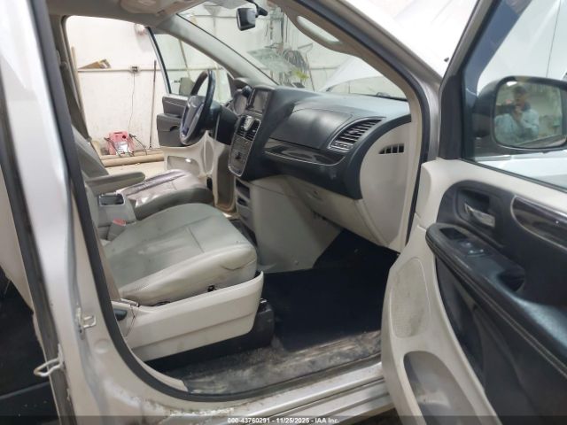 2012 CHRYSLER TOWN & COUNTRY 2C4RC1BG2CR338511 Photo 4