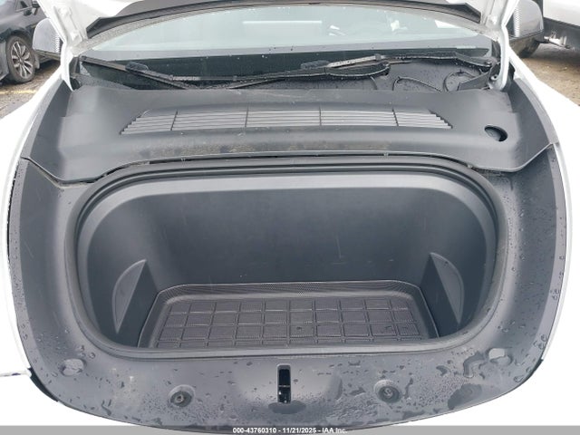 2024 TESLA MODEL Y 7SAYGDED4RF108883 Photo 9