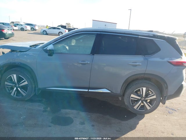 JN8AT3DD4MW301081 Nissan Rogue Platinum Intelligent Awd