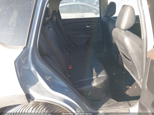 JN8AT3DD4MW301081 Nissan Rogue Platinum Intelligent Awd