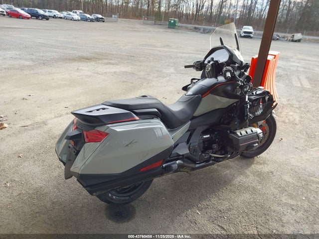 2021 HONDA GL1800 JH2SC7941MK300453 Photo 3