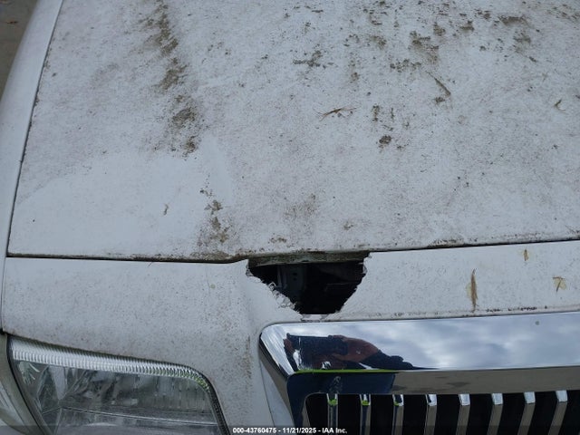 Aukcja sprzedaży 2010 Mercury Grand Marquis Ls, vin: 2MEBM7FV4AX626242, numer aukcji: 43760475
