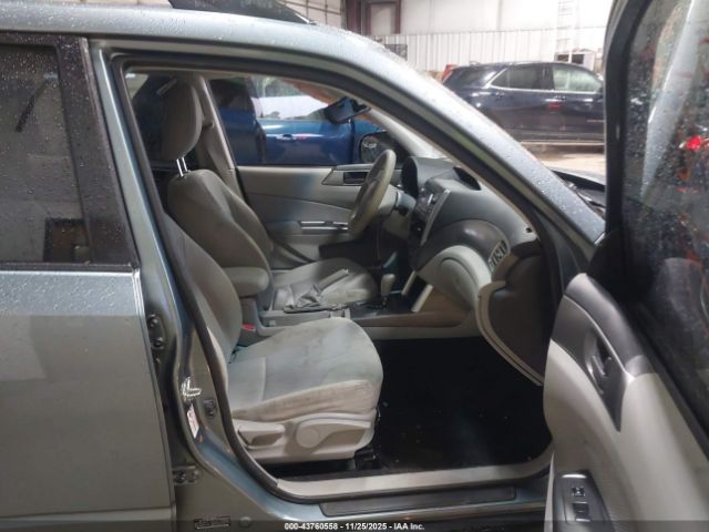 2013 SUBARU FORESTER JF2SHABC7DH416232 Photo 4