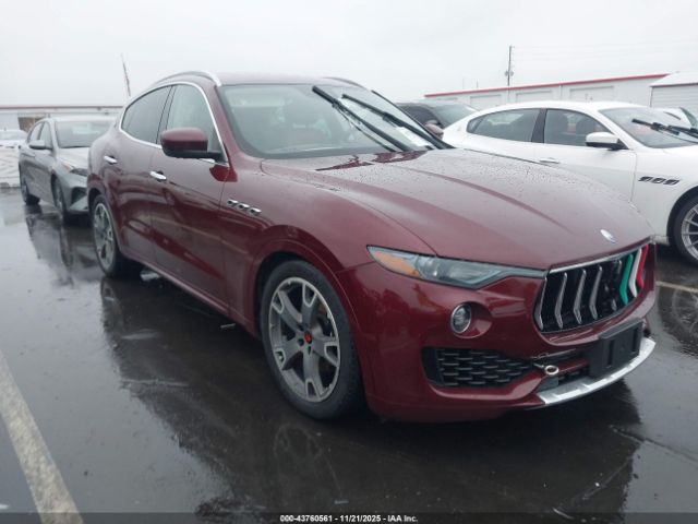 2017 MASERATI LEVANTE ZN661XUL5HX256561