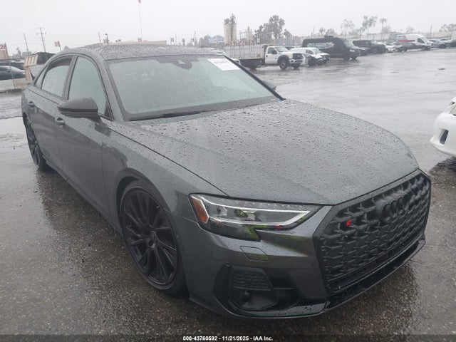 2025 AUDI S8 WAULSAF81SN002580 Photo 0