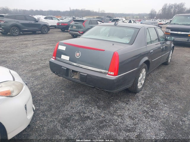 2010 CADILLAC DTS 1G6KA5EY4AU112556 Photo 3