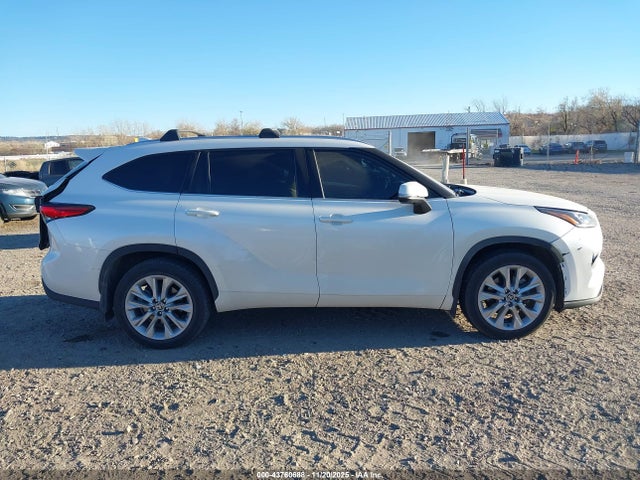 Toyota Highlander Limited 2021 5TDDZRBH5MS133869 Image 13