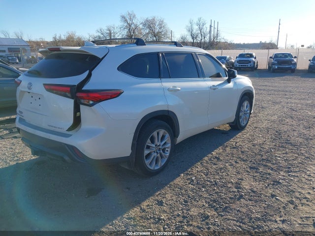 Toyota Highlander Limited 2021 5TDDZRBH5MS133869 Image 4