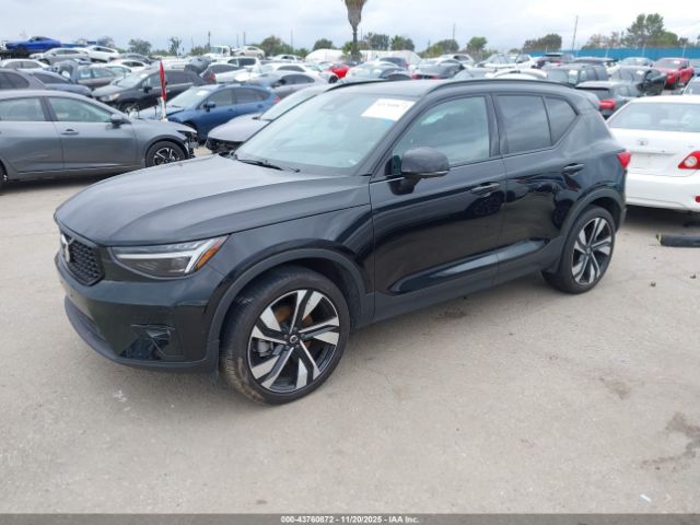 2024 VOLVO XC40 YV4L12UM1R2323958 Photo 1