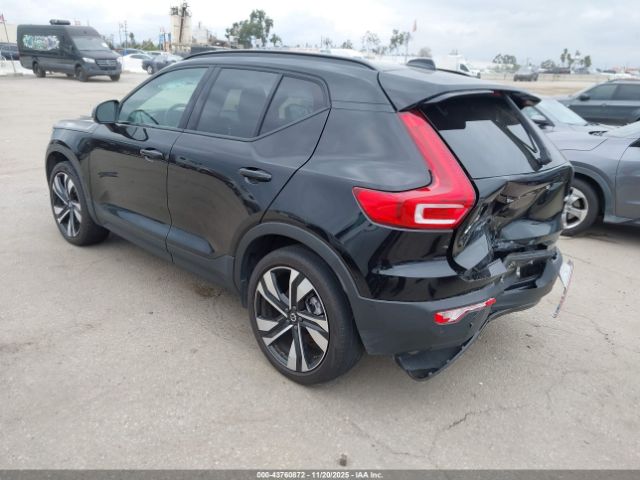 2024 VOLVO XC40 YV4L12UM1R2323958 Photo 2