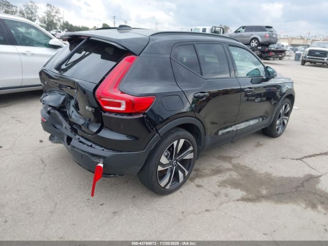 2024 VOLVO XC40 YV4L12UM1R2323958 Photo 3
