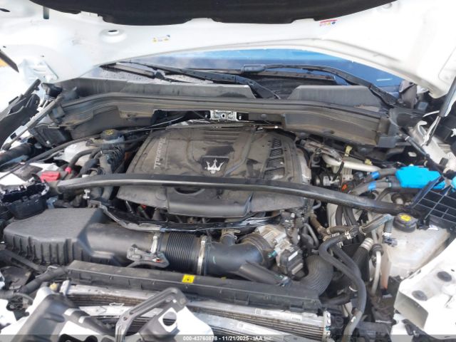 2023 MASERATI GRECALE ZN682AVA7P7416020 Photo 9