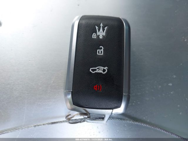 2023 MASERATI GRECALE ZN682AVA7P7416020 Photo 10