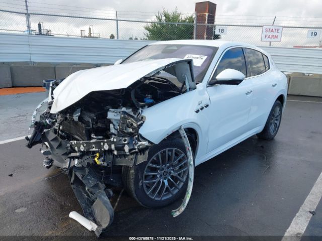 2023 MASERATI GRECALE ZN682AVA7P7416020 Photo 1