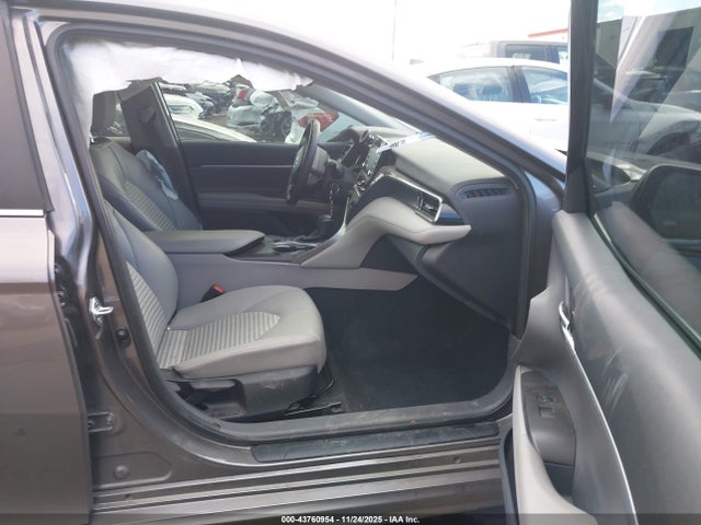 4T1G11BK6PU090513 Toyota Camry Se Awd