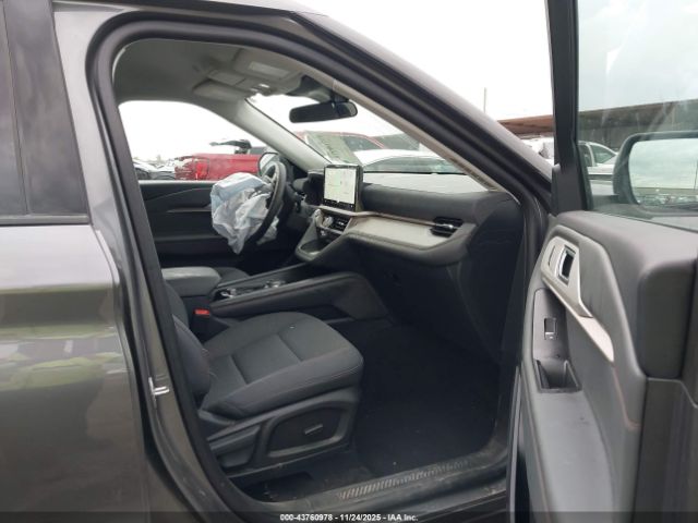 2025 FORD EXPLORER 1FMUK7DH3SGC19044 Photo 4