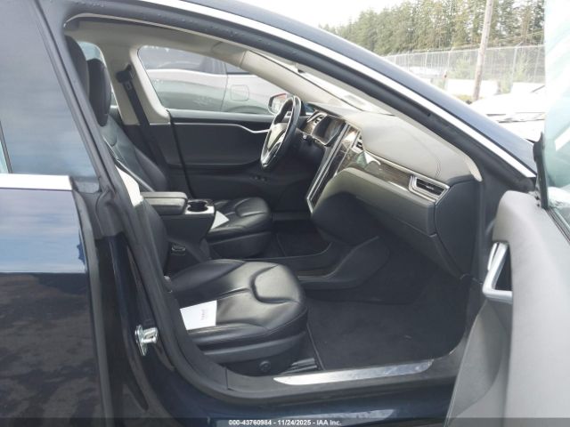 2015 TESLA MODEL S 5YJSA1S15FFP77026 Photo 4