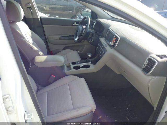 2018 KIA SPORTAGE KNDPM3AC2J7392923 Photo 4