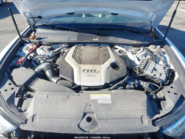 2019 AUDI A6 WAUL2AF25KN102001 Photo 9