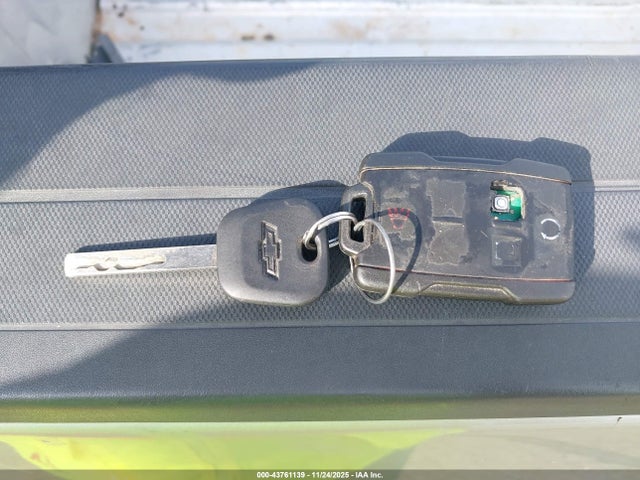 3GCPCREC8GG105243 Chevrolet Silverado 1500 1lt