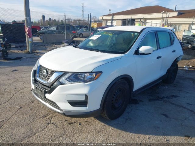 2018 NISSAN ROGUE KNMAT2MV0JP570876 Photo 1