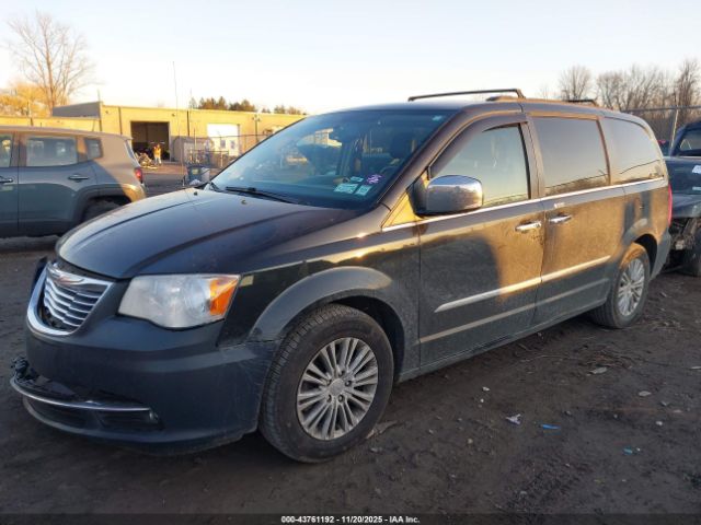 2015 CHRYSLER TOWN & COUNTRY 2C4RC1CGXFR657433 Photo 1
