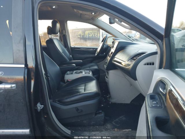 2015 CHRYSLER TOWN & COUNTRY 2C4RC1CGXFR657433 Photo 4