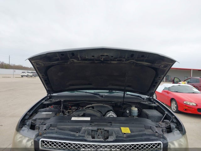 2009 CHEVROLET SUBURBAN 1500 1GNFC36039R182142 Photo 9