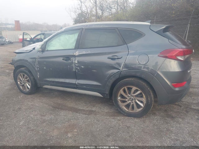 KM8J3CA41JU744291 Hyundai TUCSON SEL