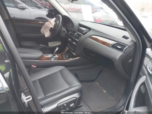 2015 BMW X3 5UXWX9C52F0D48796 Photo 4