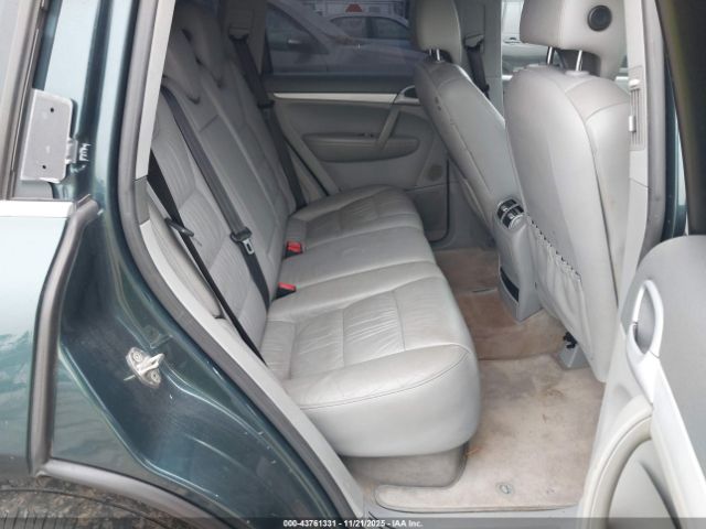 2005 PORSCHE CAYENNE WP1AA29P75LA24359 Photo 7