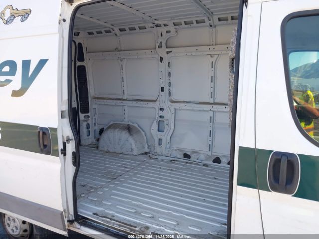 2017 RAM PROMASTER 1500 3C6TRVBG2HE512346 Photo 7