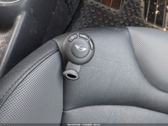 2007 MINI COOPER S WMWMF73577TL92996 Photo 10