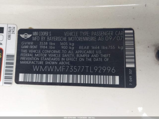 2007 MINI COOPER S WMWMF73577TL92996 Photo 8