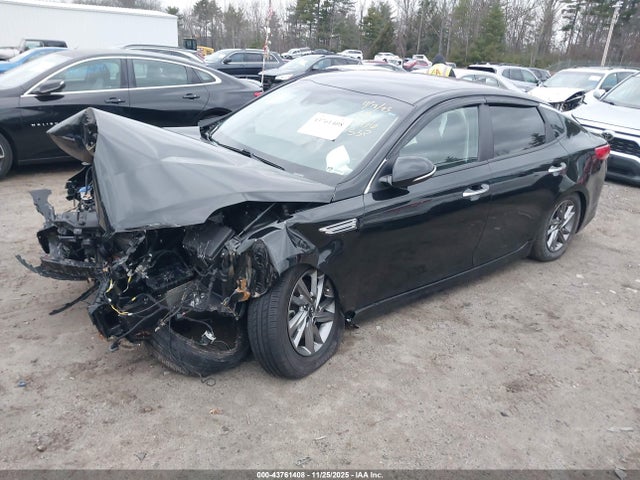 2019 KIA OPTIMA 5XXGT4L34KG375166 Photo 1