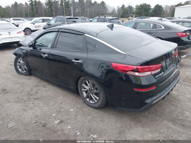 2019 KIA OPTIMA 5XXGT4L34KG375166 Photo 2