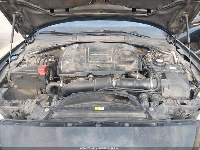 2019 JAGUAR XF SAJBJ4FX9KCY78983 Photo 9