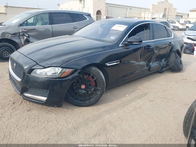 2019 JAGUAR XF SAJBJ4FX9KCY78983 Photo 1