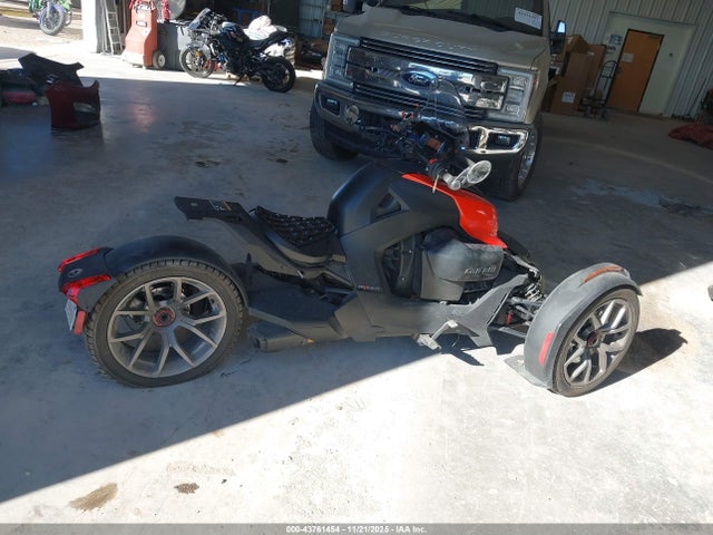 Can-Am Ryker 2023 3JB2FEG47PJ000506 Image 12