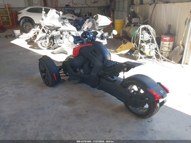 Can-Am Ryker 2023 3JB2FEG47PJ000506 Image 3
