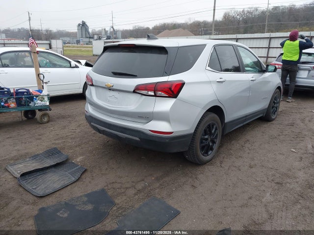 2GNAXUEV9N6122003 Chevrolet lyx
