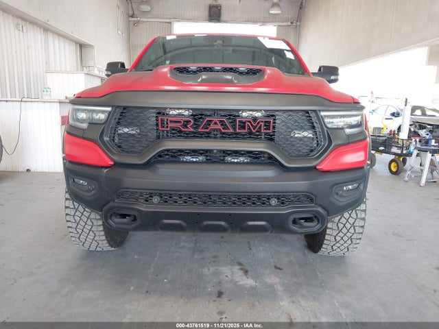 1C6SRFU96PN529693 RAM 1500 Trx 4x4 5&#039;7 Box
