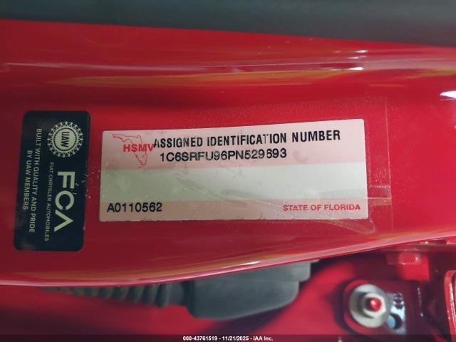 2023 RAM 1500 1C6SRFU96PN529693 Photo 8