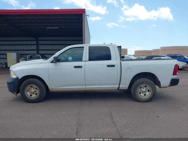 RAM 1500 Ssv 4x4 5'7 Box 2018 1C6RR7XTXJS326150 Image 14