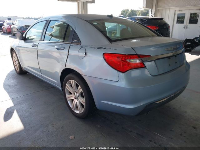 2012 CHRYSLER 200 1C3CCBBG5CN230462 Photo 2