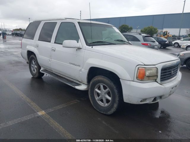 1999 CADILLAC ESCALADE 1GYEK13R1XR407597
