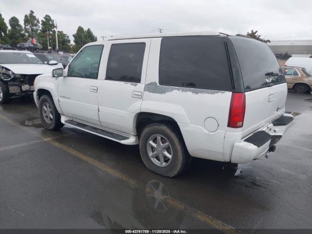 1999 CADILLAC ESCALADE 1GYEK13R1XR407597 Photo 2