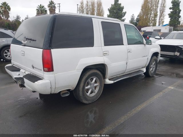 1999 CADILLAC ESCALADE 1GYEK13R1XR407597 Photo 3