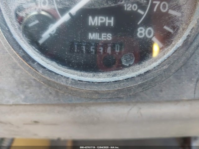 43761719 :رقم المزاد ، 336720 vin ، 2013 Ottawa Yard Truck مزاد بيع