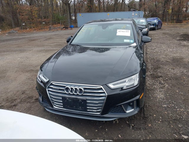 43761753 :رقم المزاد ، WAUENAF47KN001141 vin ، 2019 Audi A4 45 Premium مزاد بيع